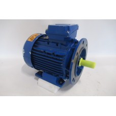 .0,37 kW 705 rpm B35 Asmaat 24 mm IE3 . Used once for testing.